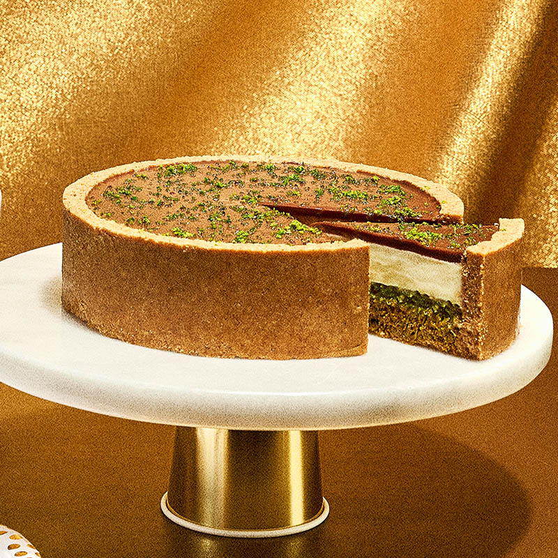 Kunafa Pistachio Chocolate Cheesecake