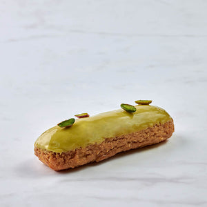 Pistachio Éclair Craquelin