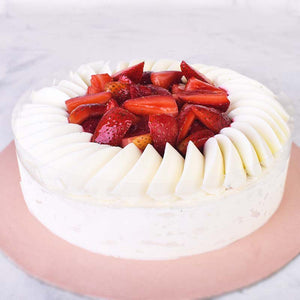 Strawberry  Cake - 22 cm