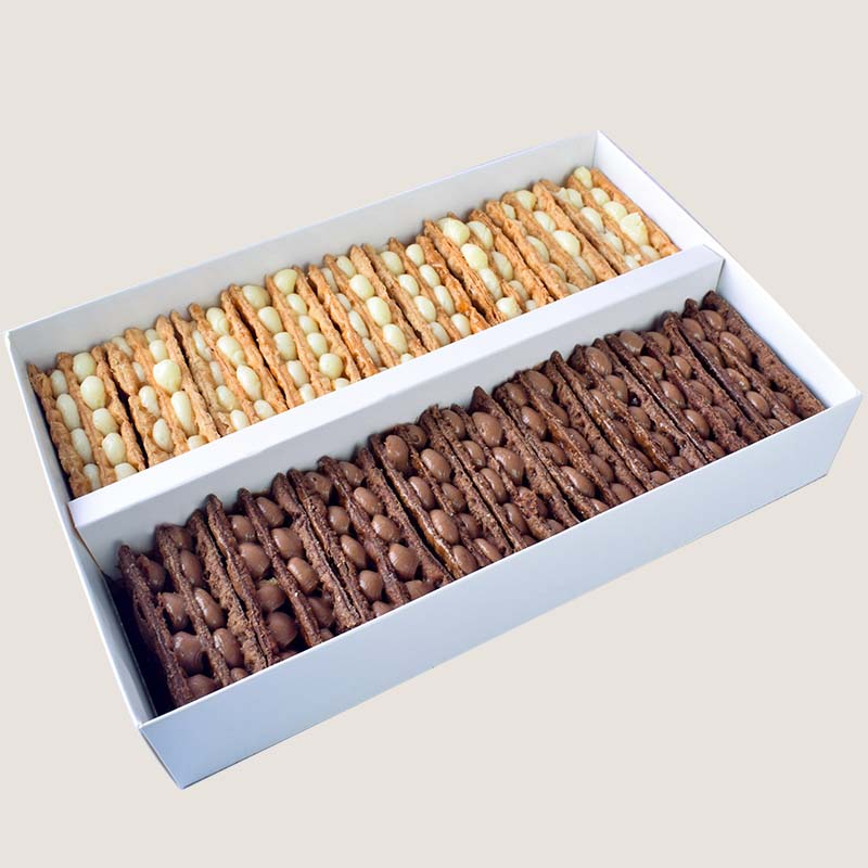 Mille-feuille Soirée Mix Box - 18 Pieces